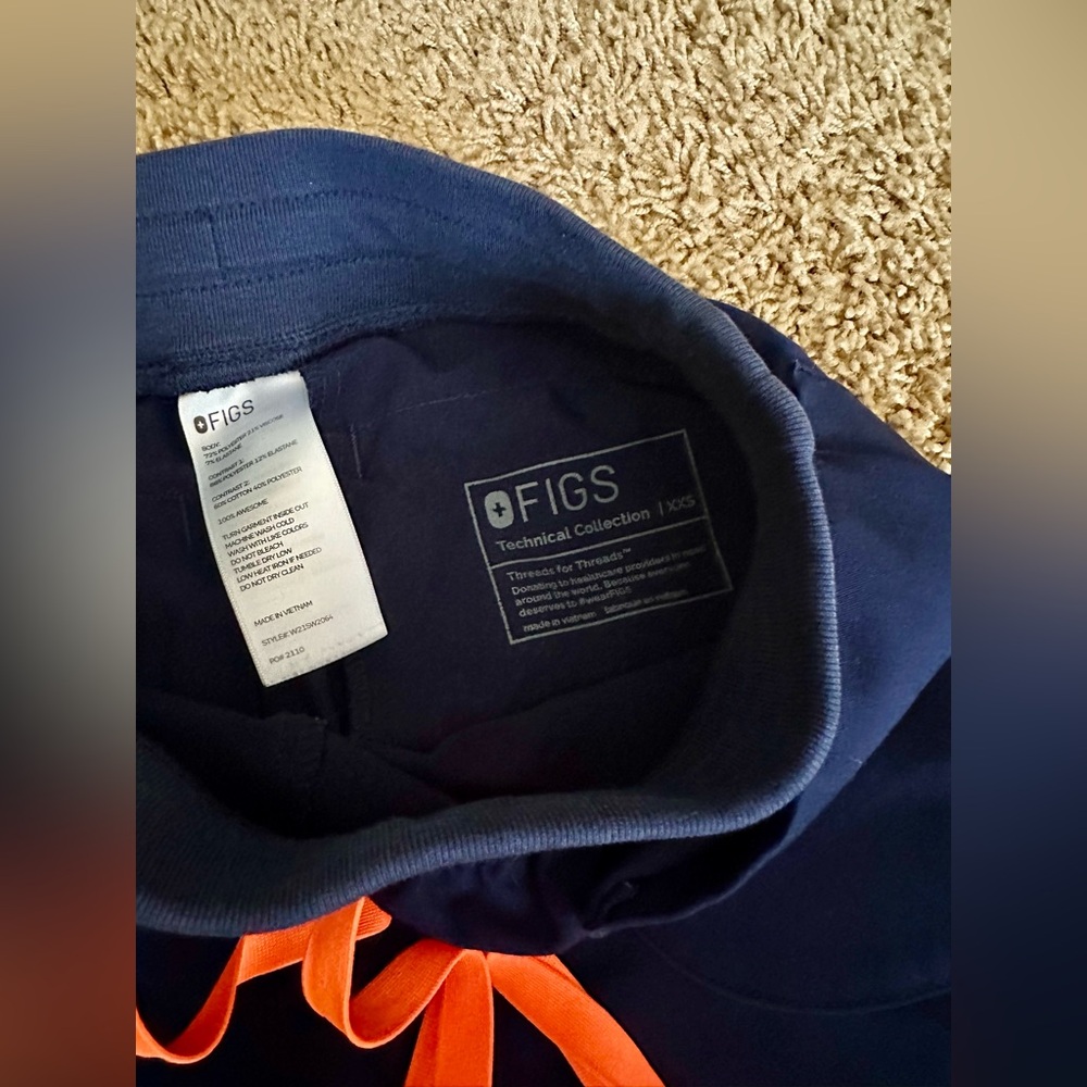 SOLD NA HTF Figs Navy Qua Jogger Pants XXS - Picture 7 of 13